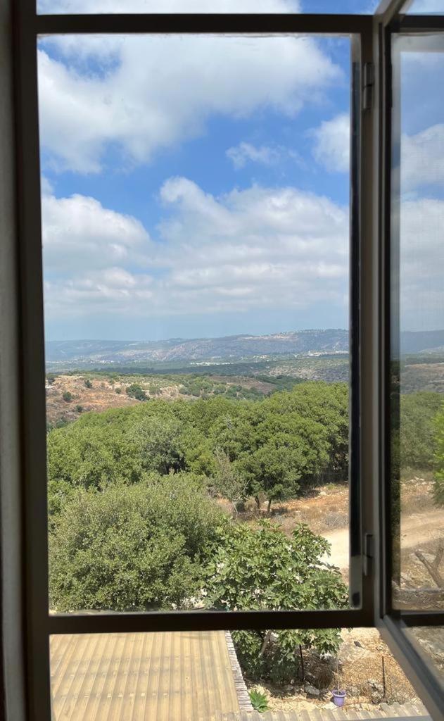 Апартаменти Benichuta Mitzpe Hila Екстер'єр фото
